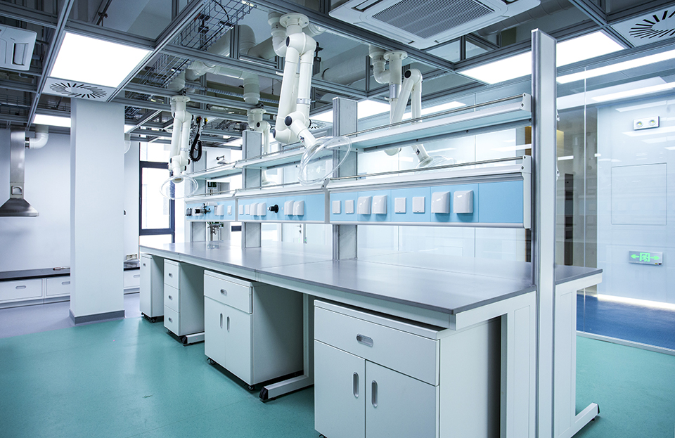 實驗室裝修費用一般是多少？（實驗室裝修費用）