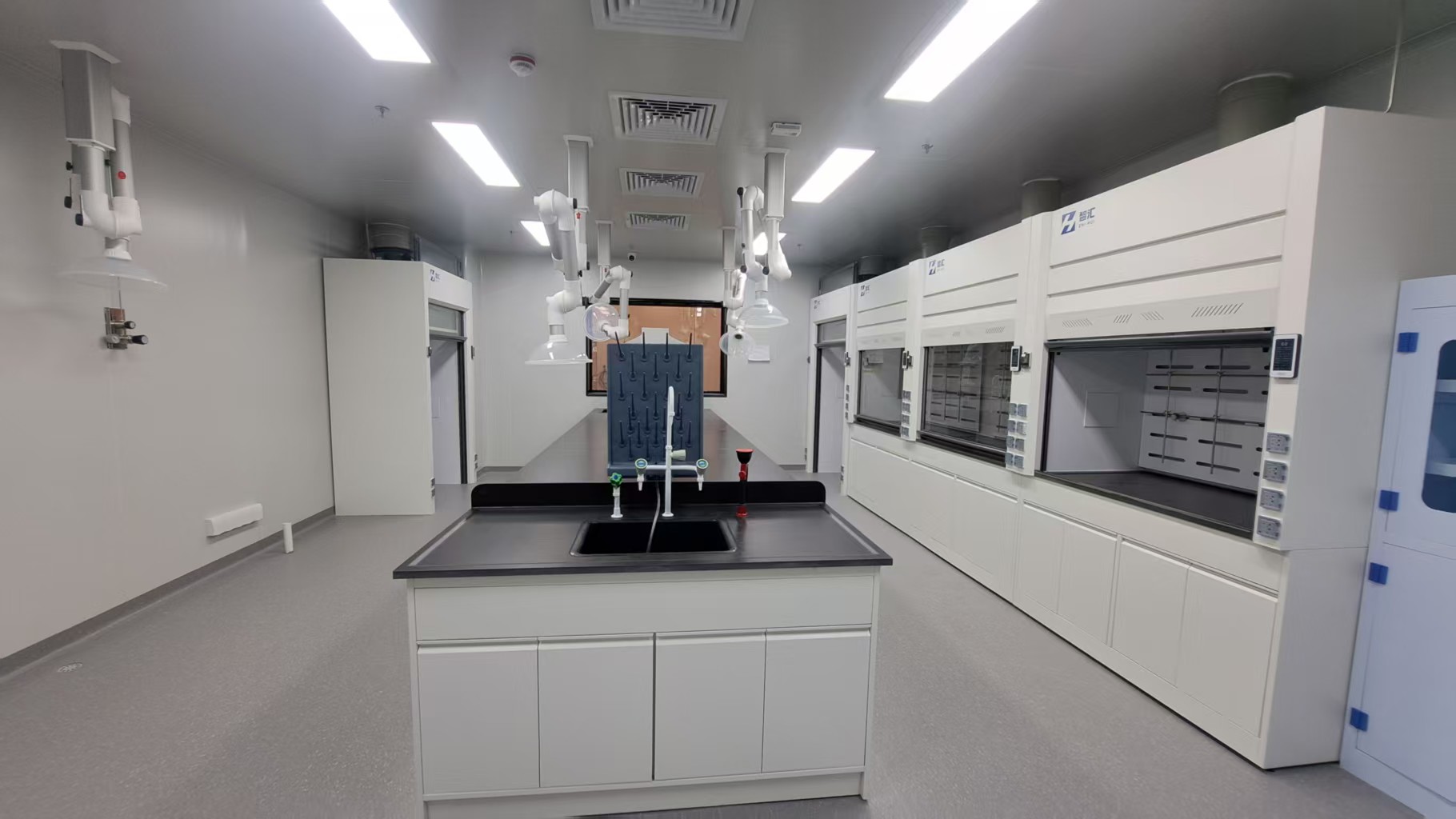 深圳實驗室裝修公司 深圳實驗室裝修公司