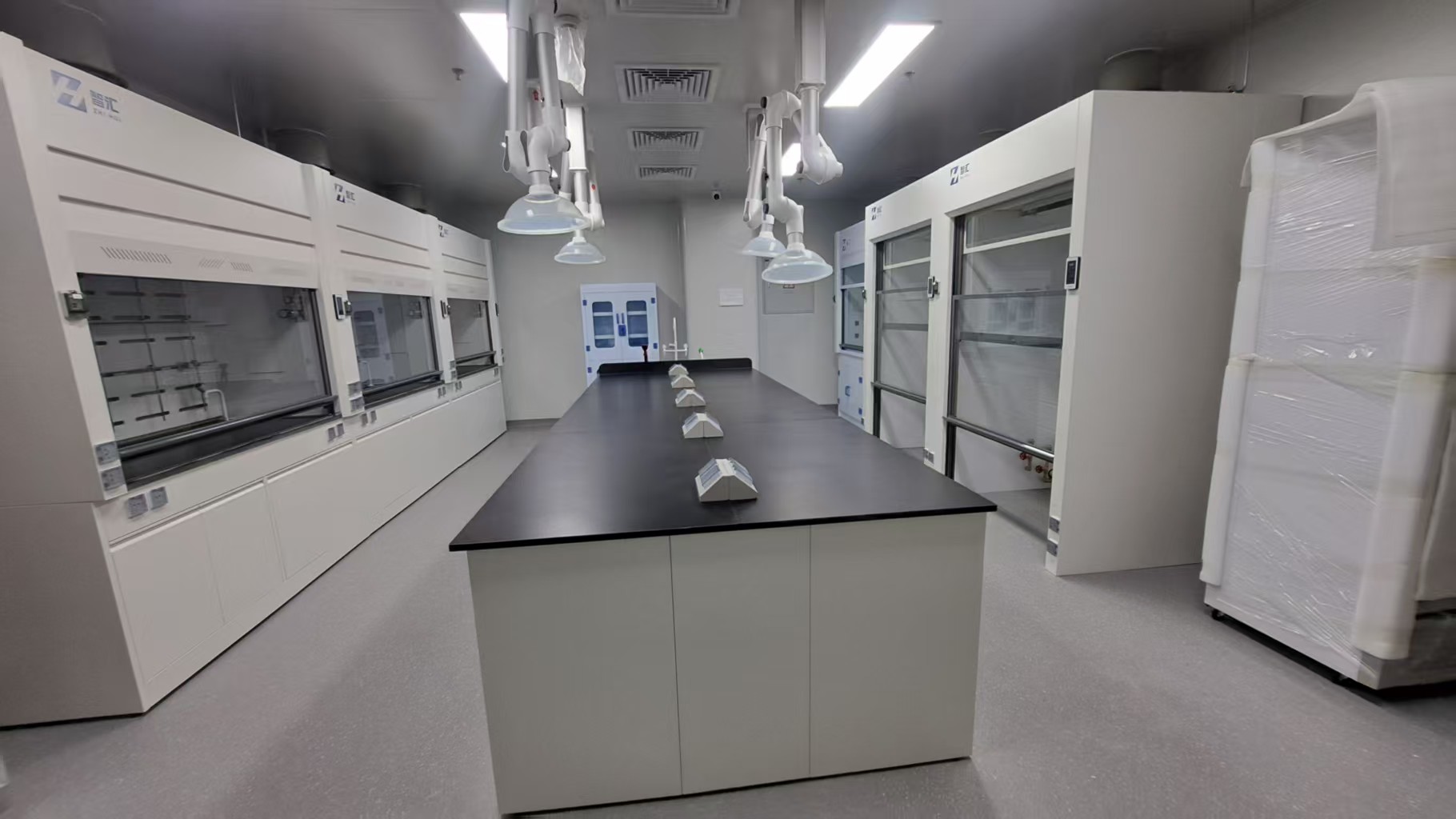 深圳實(shí)驗(yàn)室裝修公司 深圳實(shí)驗(yàn)室裝修公司